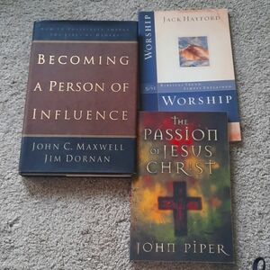 ⭐️3/$10⭐️ Christian Book Bundle